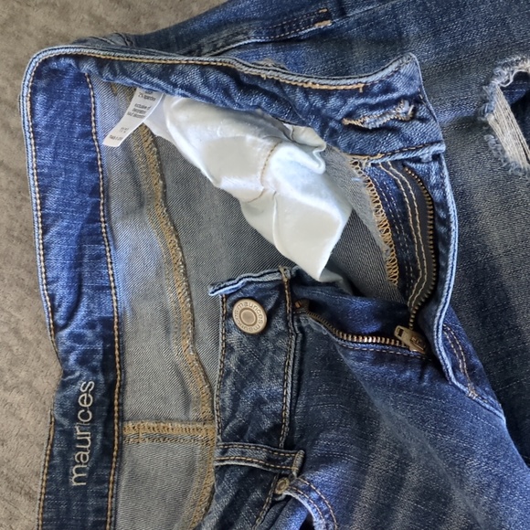 Maurices jeans - Picture 6 of 7
